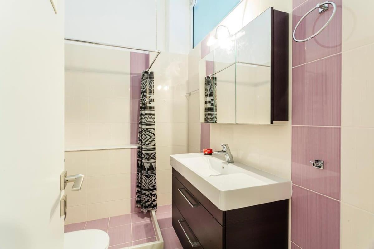 Kalamata Rose Nest - Urban Comfy Escape מראה חיצוני תמונה