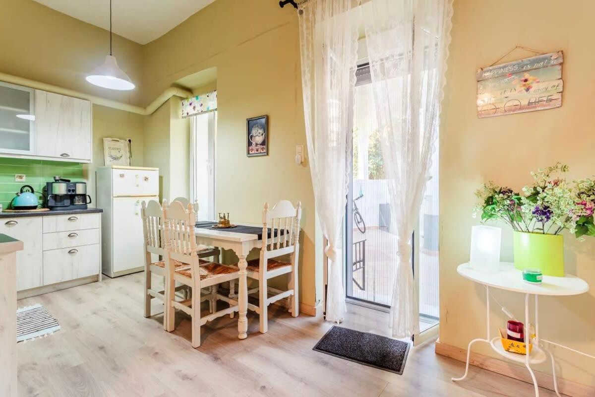Kalamata Rose Nest - Urban Comfy Escape מראה חיצוני תמונה